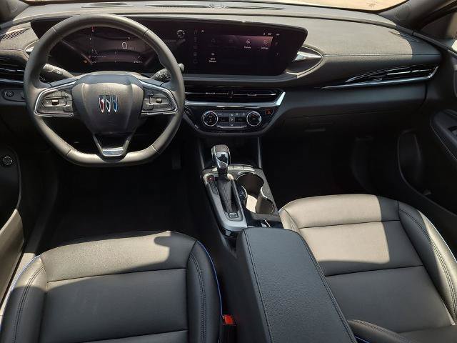 Used 2024 Buick Envista Sport Touring w/ Convenience II Package FWD image 17