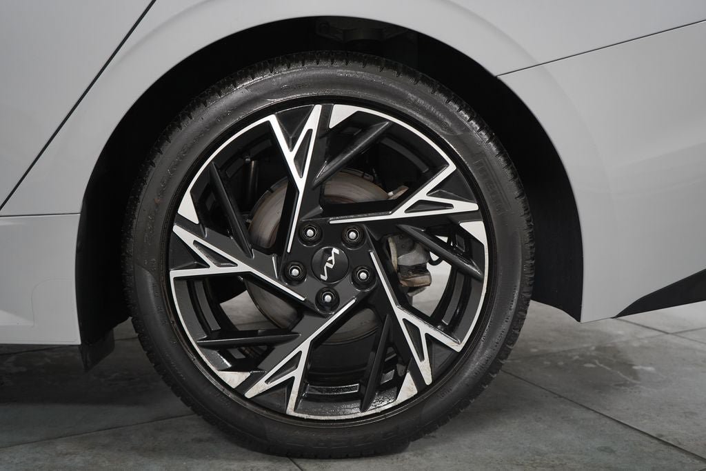 Used 2025 Kia K5 GT-Line w/ GT-Line Premium Package AWD/4WD image 31
