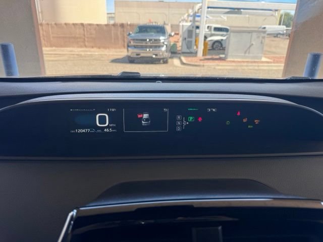 Used 2017 Toyota Prius Three Touring FWD image 17