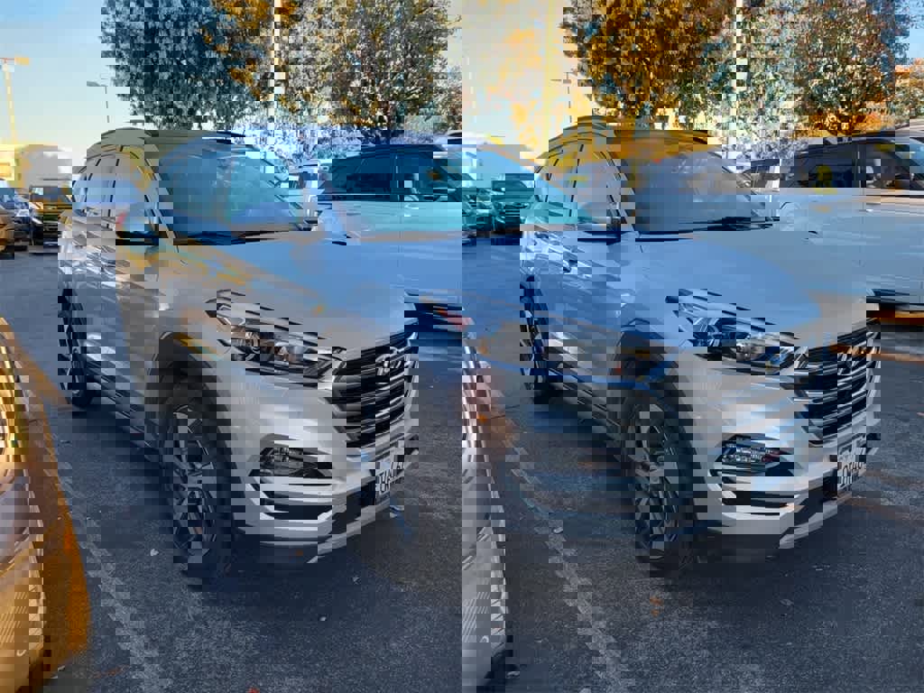 Used 2018 Hyundai Tucson Limited w/ Ultimate Package 02 image 10