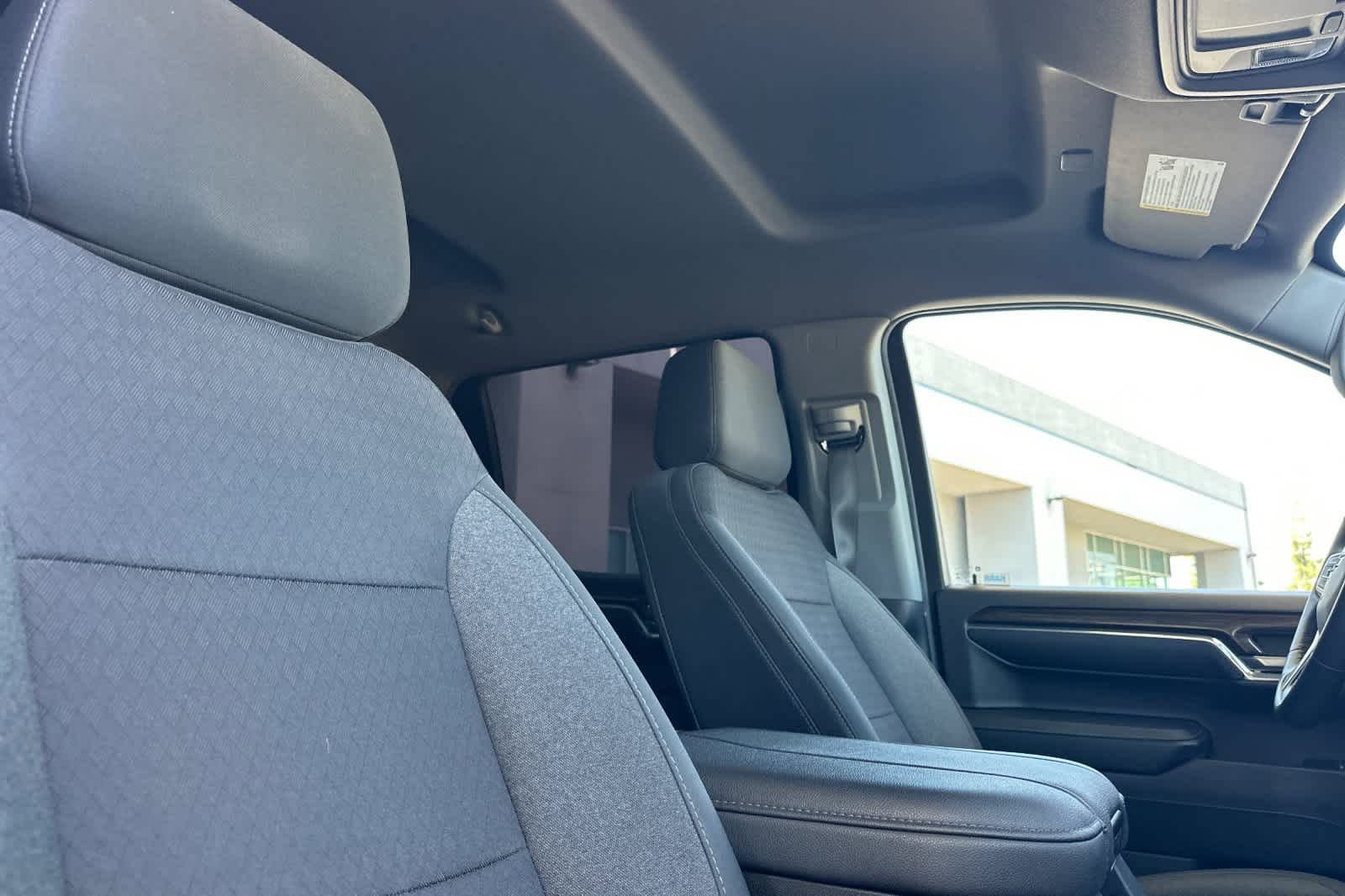 Used 2023 Chevrolet Silverado 1500 RST AWD/4WD image 17