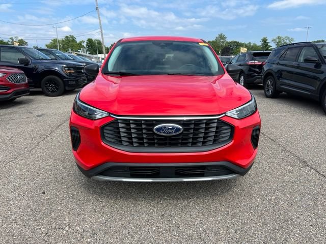 Certified 2024 Ford Escape Active AWD/4WD image 2