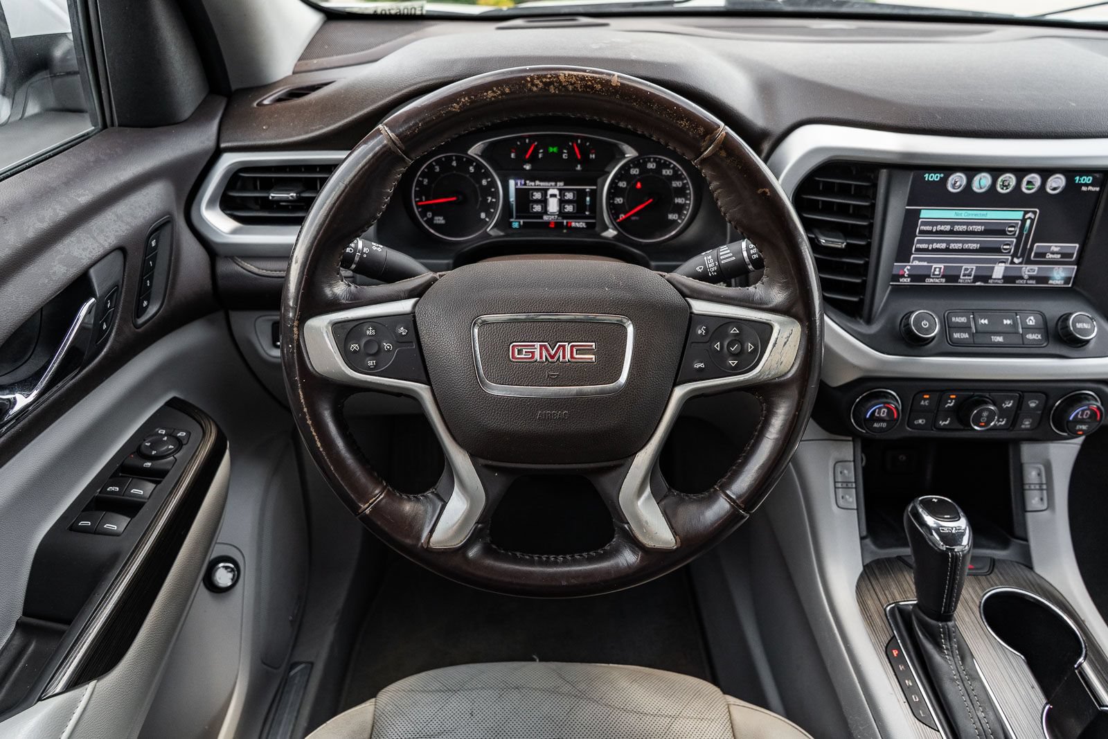 Used 2018 GMC Acadia SLT FWD image 24