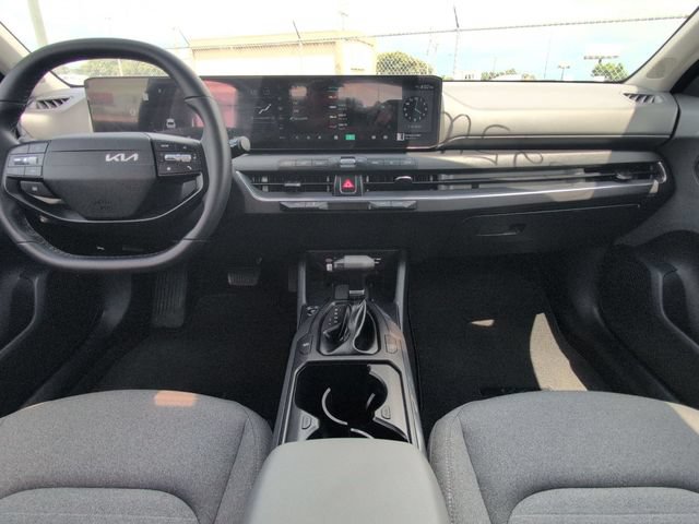 Used 2025 Kia K4 EX FWD image 16