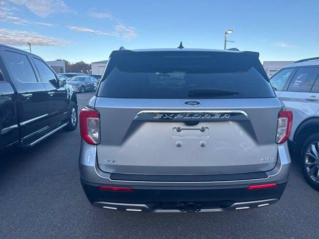 Certified 2023 Ford Explorer XLT w/ Equipment Group 202A AWD/4WD image 16