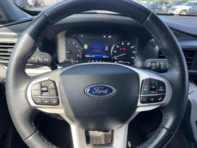Certified 2023 Ford Explorer XLT w/ Equipment Group 202A AWD/4WD image 20