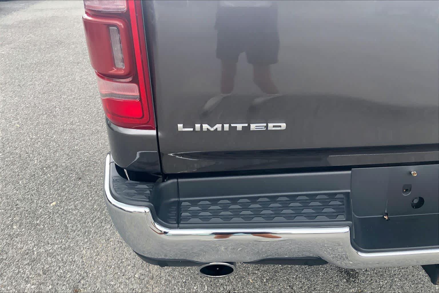 Used 2020 RAM 1500 Limited AWD/4WD image 10