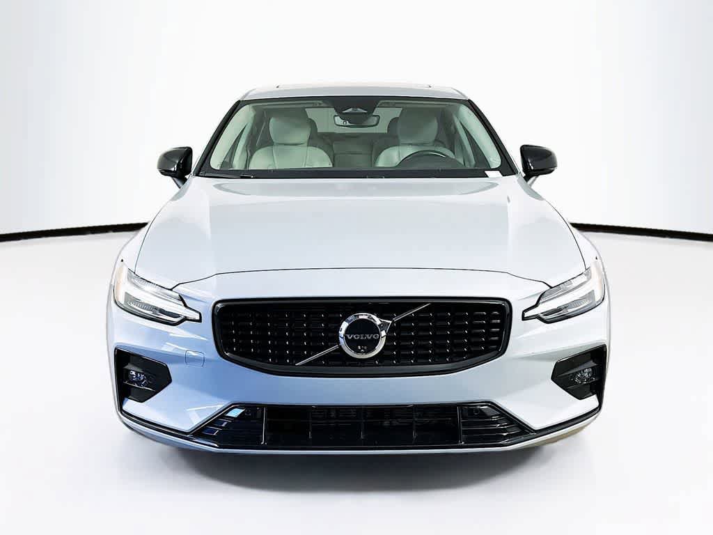 Used 2024 Volvo S60 B5 Plus w/ Protection Package Premier AWD/4WD image 6