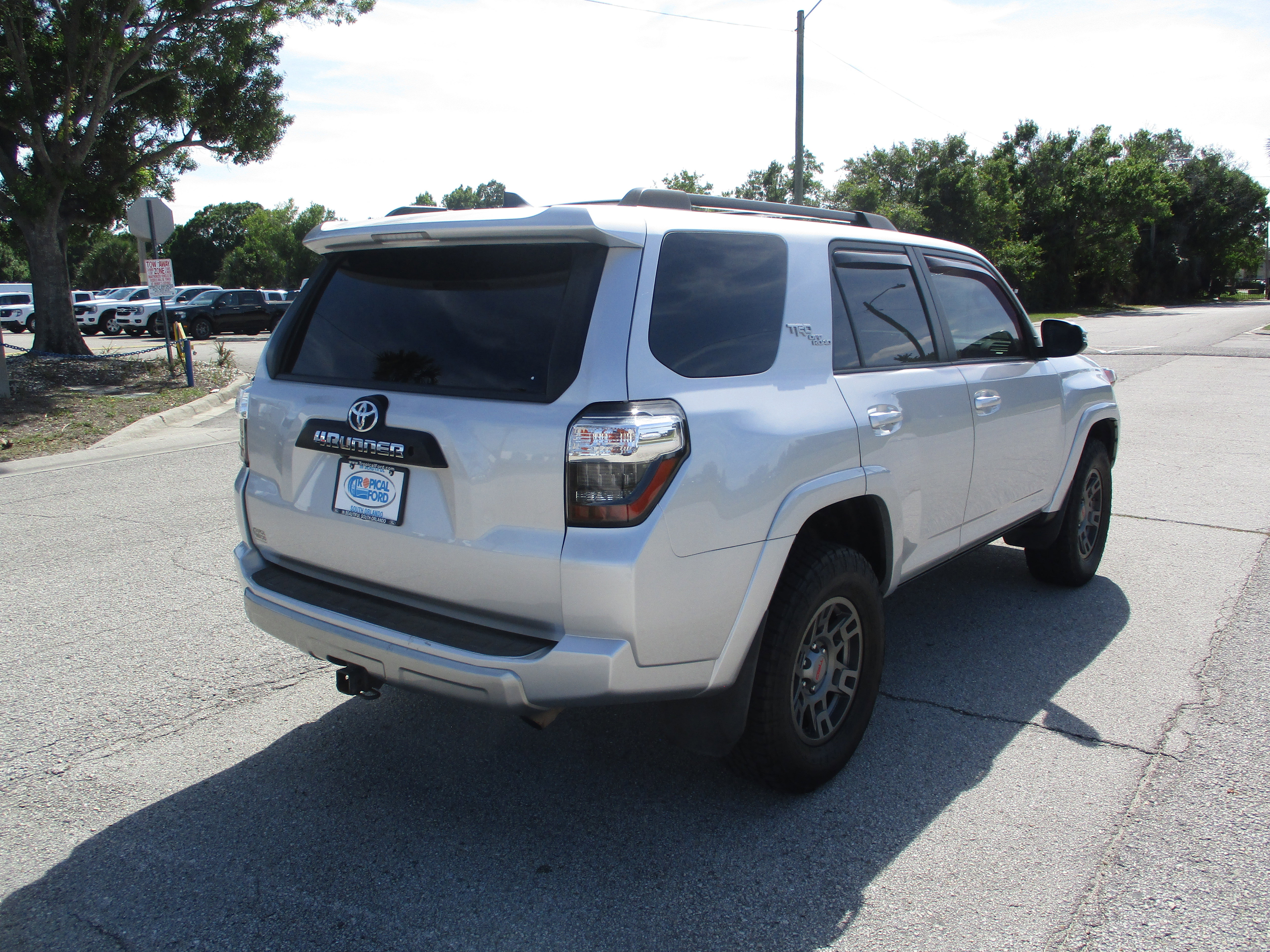Used 2019 Toyota 4Runner TRD Off-Road Premium AWD/4WD image 5
