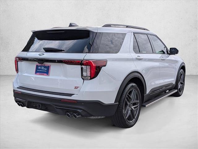 Certified 2025 Ford Explorer ST RWD image 5