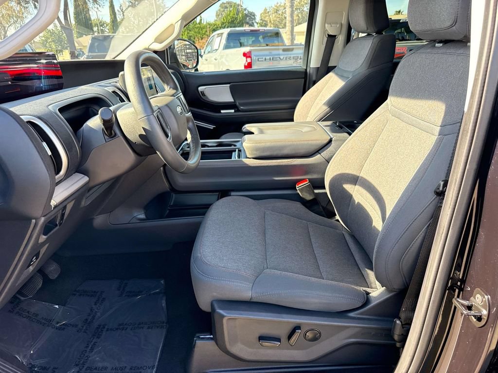 Certified 2025 Ford Expedition Active RWD image 22