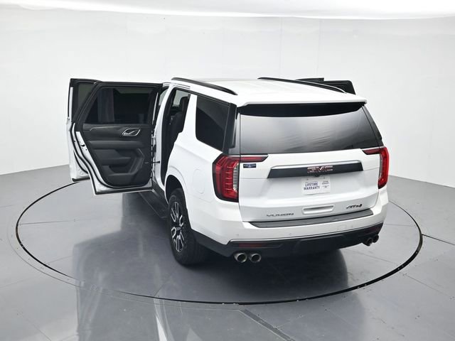Used 2023 GMC Yukon AT4 w/ Technology Package AWD/4WD image 43