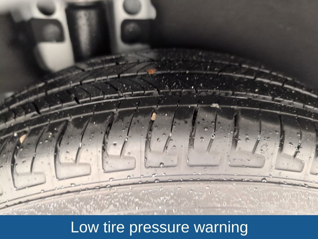 Certified 2025 Ford Escape Active image 23