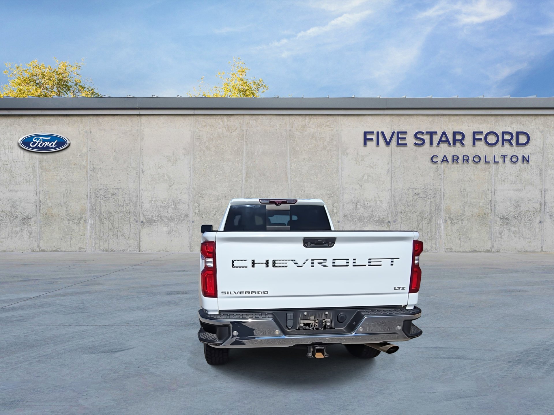 Used 2022 Chevrolet Silverado 2500 LTZ w/ LTZ Premium Package image 8