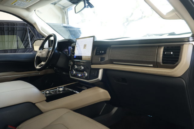 Certified 2023 Ford Expedition Limited AWD/4WD image 23