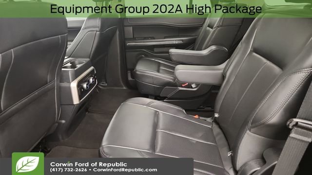 Certified 2024 Ford Expedition XLT image 28