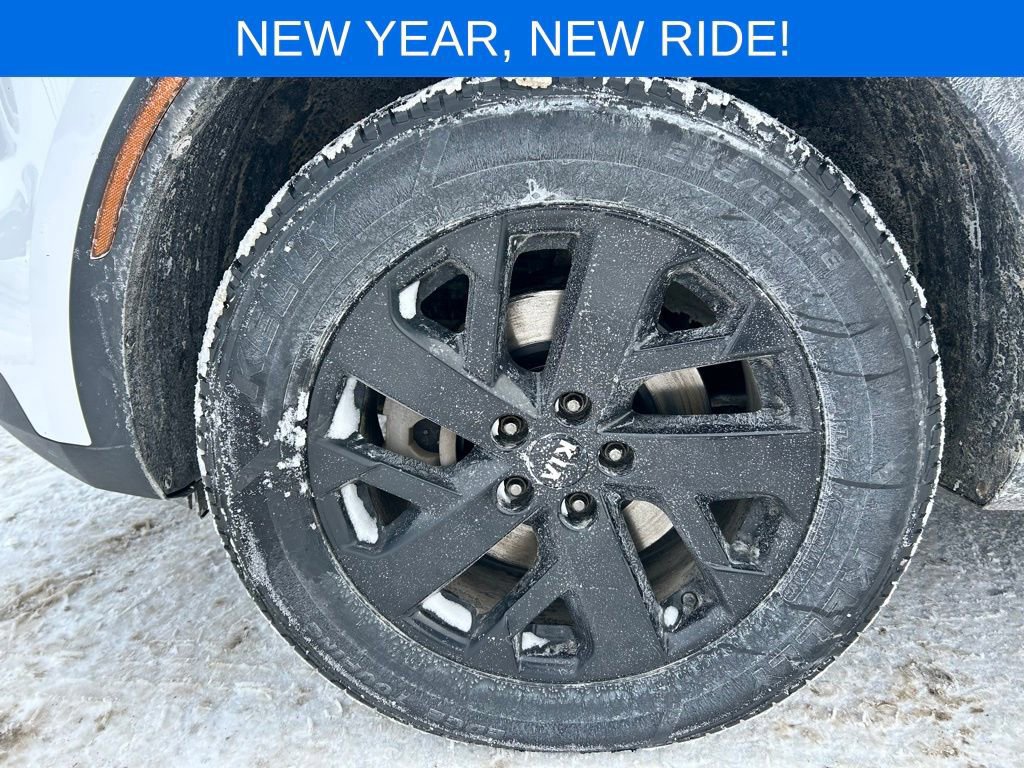 Used 2021 Kia Sorento S w/ Panoramic Sunroof Package image 42