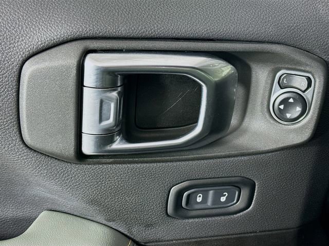 Used 2024 Jeep Wrangler High Altitude image 21