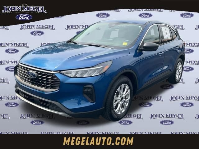 Certified 2023 Ford Escape Active w/ Cold Weather Package FWD image 1