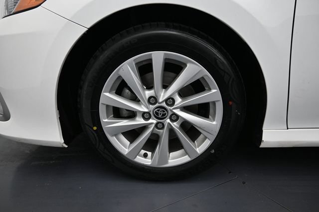 Used 2024 Toyota Camry LE FWD image 9