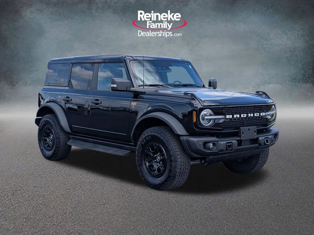 Certified 2025 Ford Bronco Badlands AWD/4WD image 3