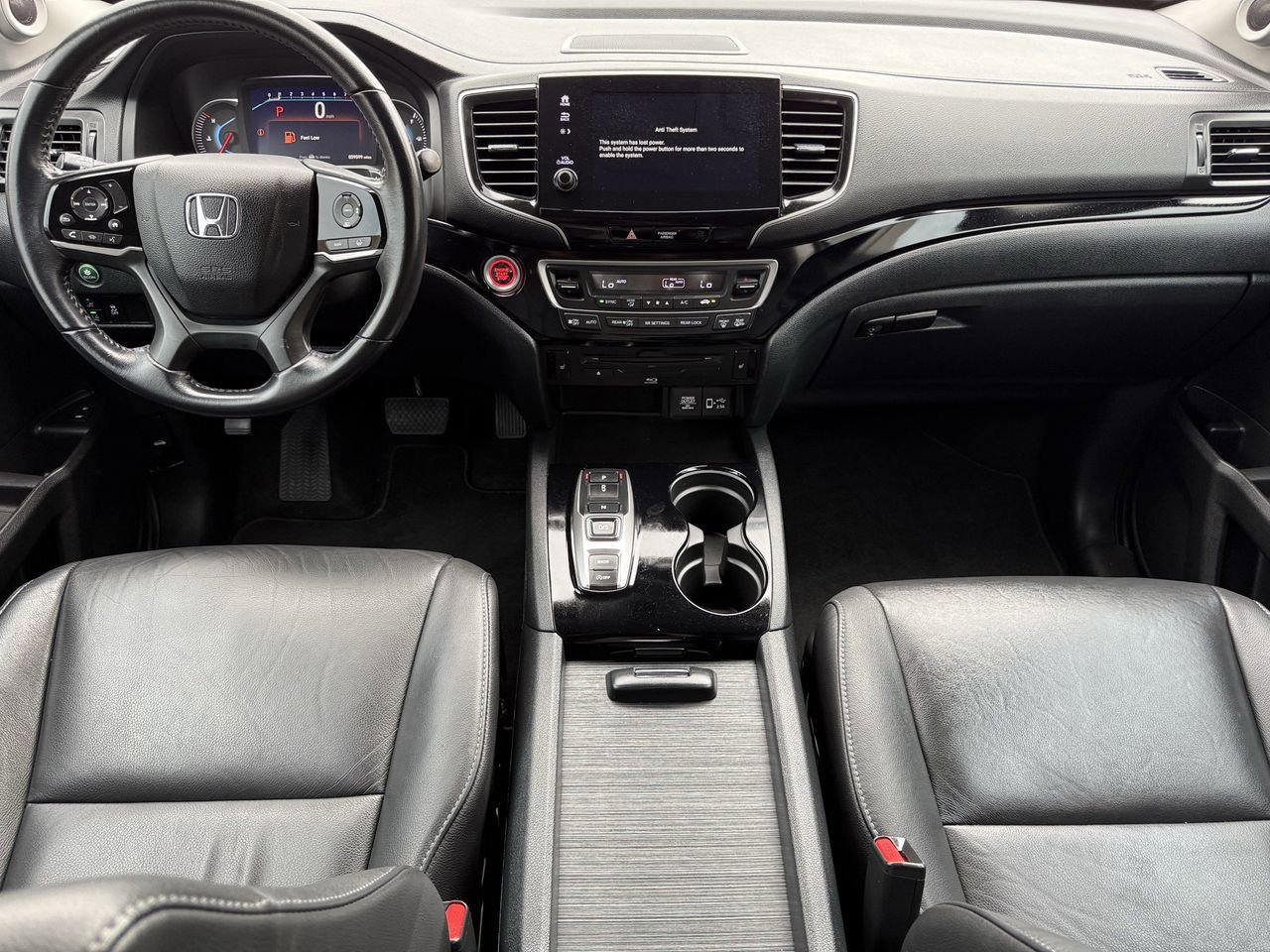 Used 2022 Honda Pilot Touring image 10