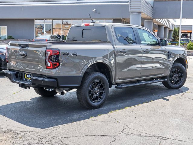 Certified 2025 Ford Ranger XLT w/ Black Appearance Package AWD/4WD image 10