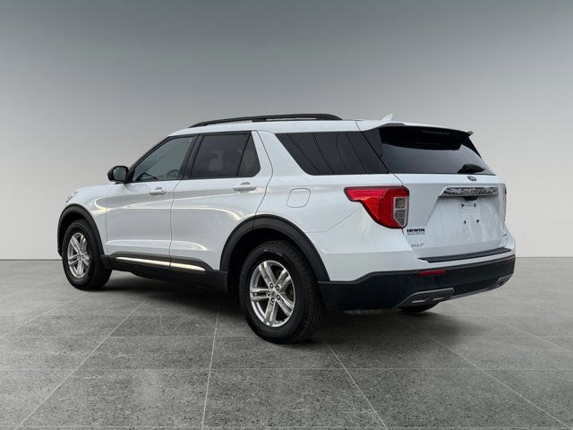 Certified 2020 Ford Explorer XLT w/ Equipment Group 202A image 3