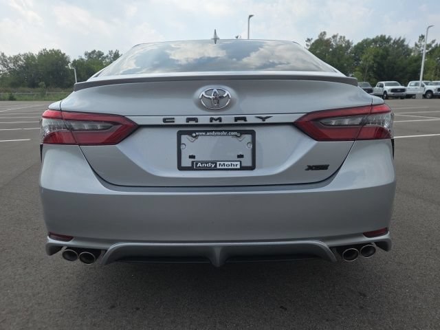 Used 2024 Toyota Camry XSE FWD image 9