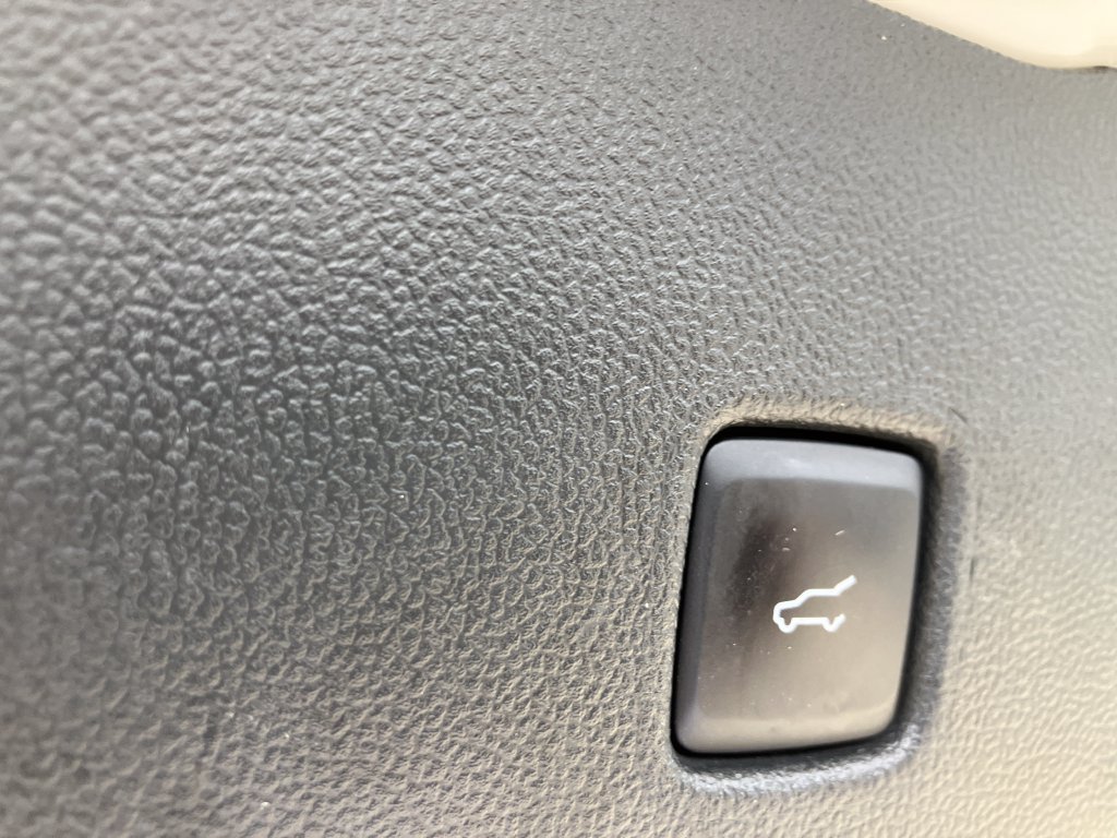 Certified 2022 Ford Escape SEL AWD/4WD image 42