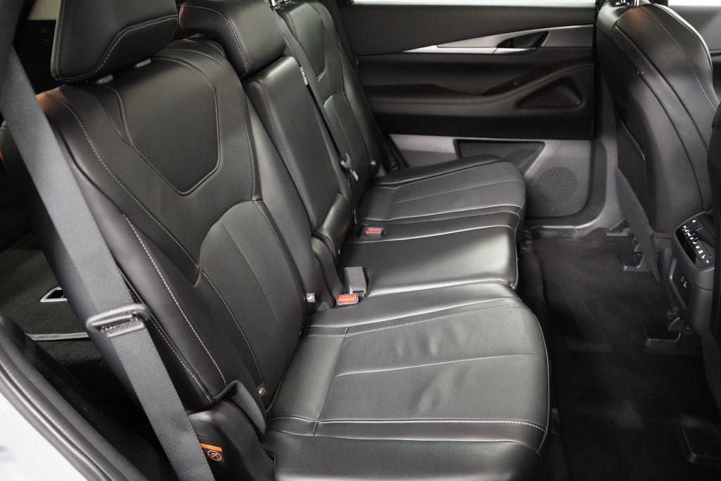 Used 2025 INFINITI QX60 Luxe AWD/4WD image 32
