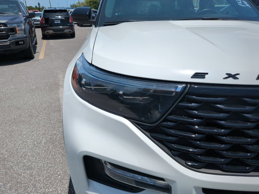 Certified 2023 Ford Explorer ST-Line w/ Class IV Trailer Tow Package RWD image 11