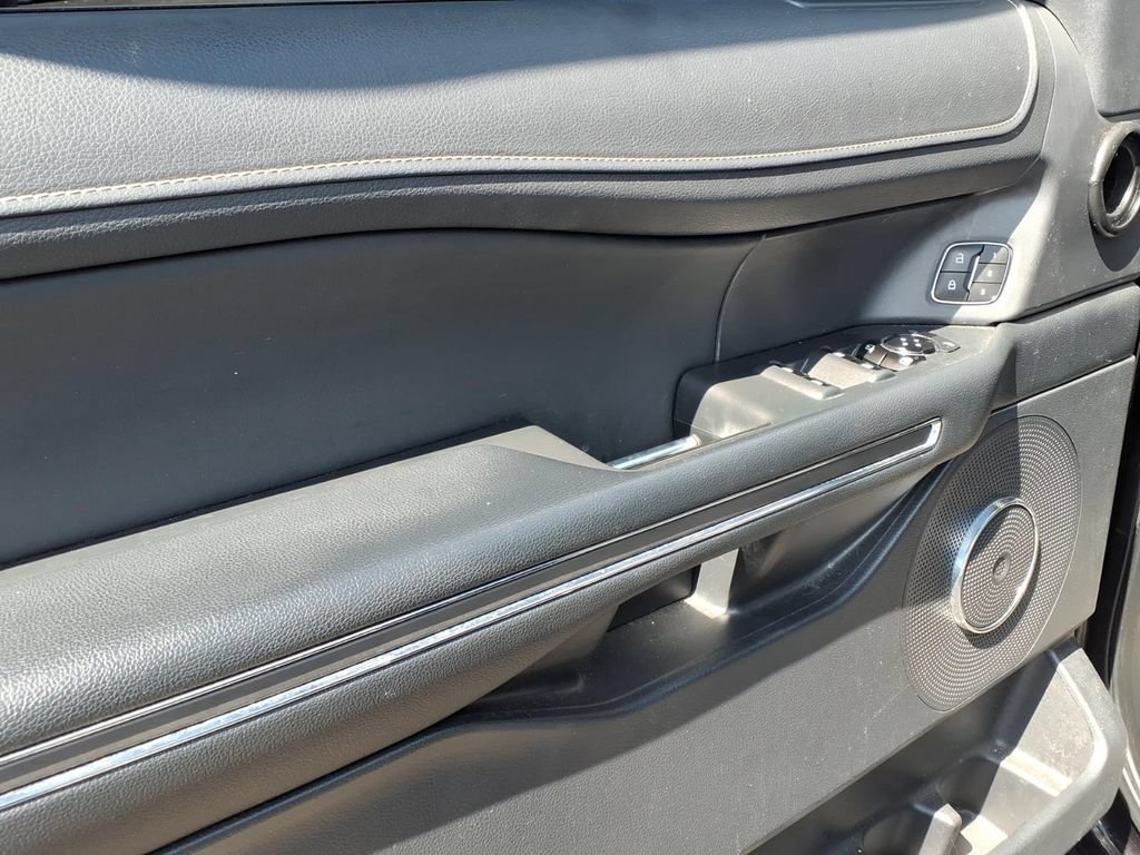 Certified 2023 Ford Expedition Max XLT AWD/4WD image 5
