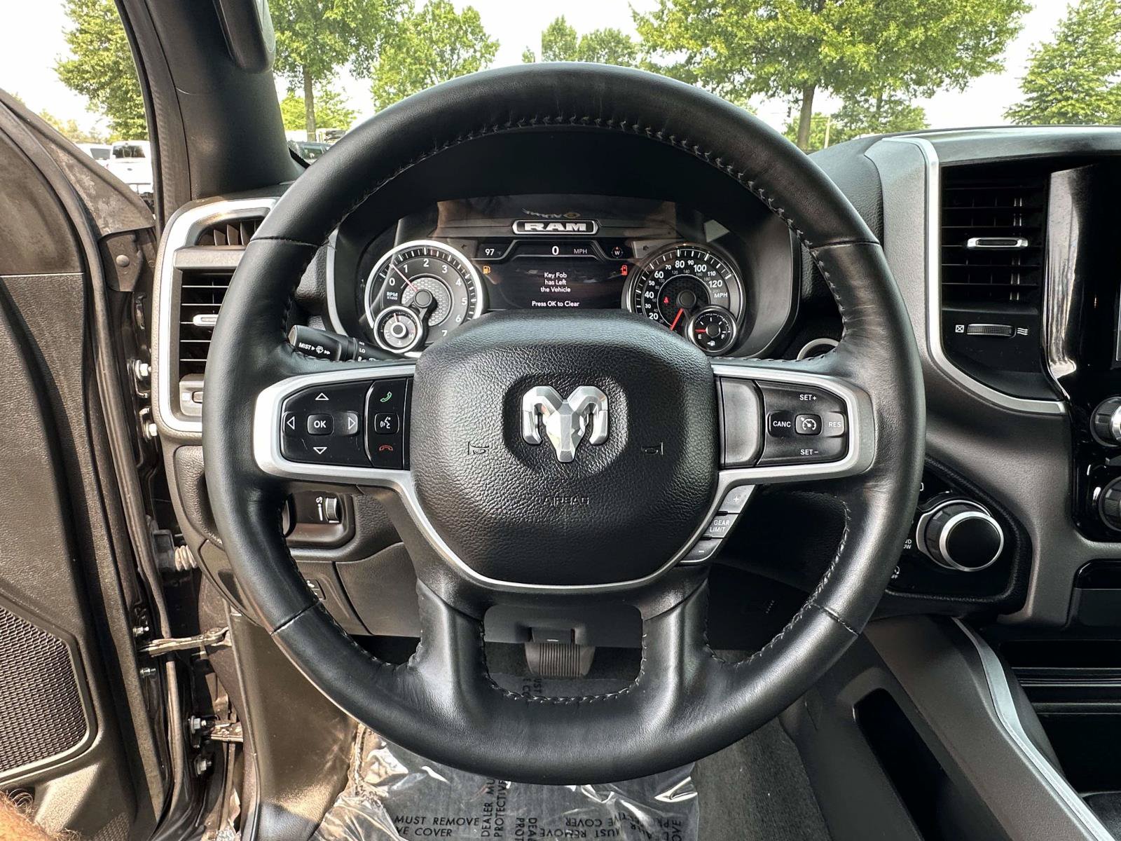 Used 2022 RAM 1500 Big Horn AWD/4WD image 13