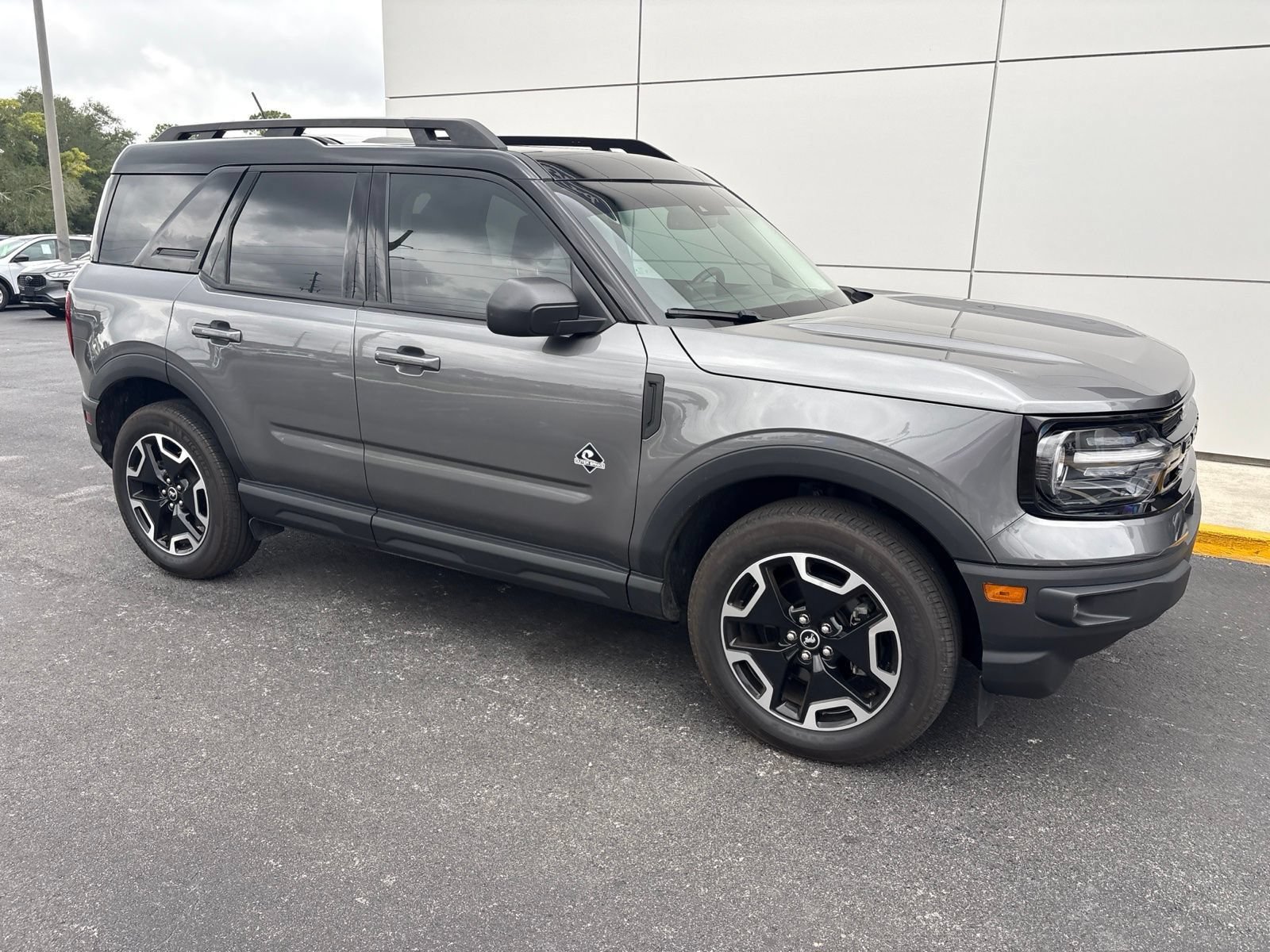 Certified 2023 Ford Bronco Sport Outer Banks w/ Tech Package AWD/4WD image 2