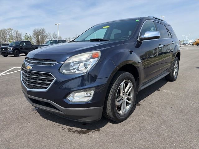 Used 2017 Chevrolet Equinox Premier w/ Enhanced Convenience Package FWD image 2