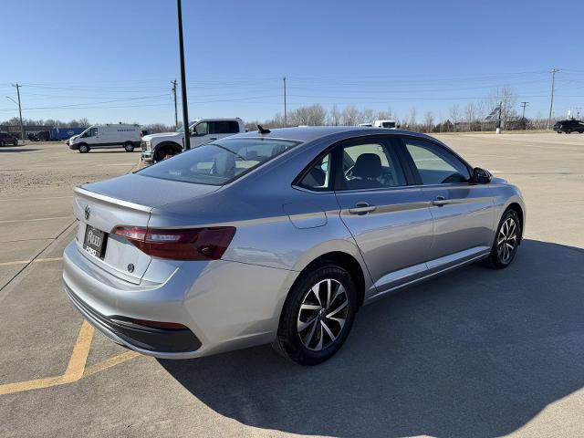 Used 2024 Volkswagen Jetta S image 9