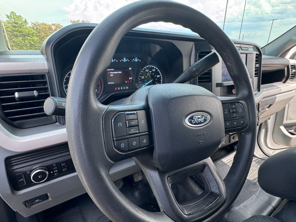 Certified 2024 Ford F250 XL w/ 360-Degree Camera Package AWD/4WD image 13