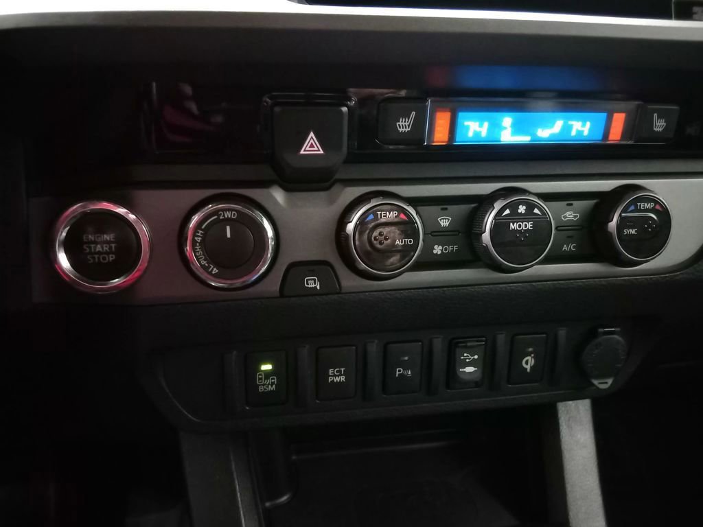 Used 2017 Toyota Tacoma TRD Pro AWD/4WD image 19