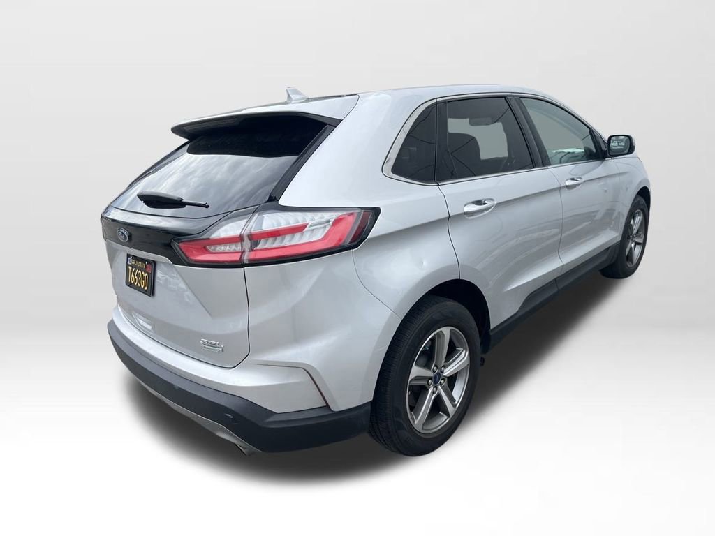 Certified 2019 Ford Edge SEL w/ Equipment Group 201A image 3