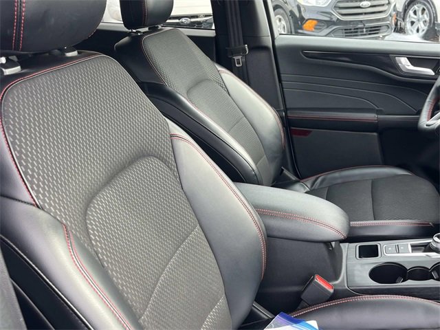 Certified 2023 Ford Escape ST-Line w/ Tech Pack #1 image 25
