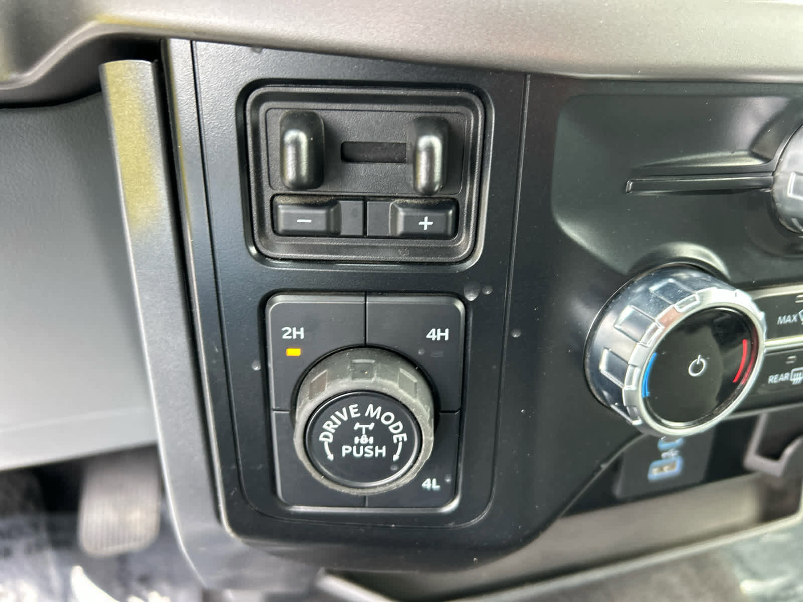 Certified 2024 Ford F150 XLT w/ Tow/Haul Package image 37