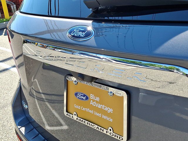 Certified 2023 Ford Explorer XLT w/ Equipment Group 202A AWD/4WD image 15