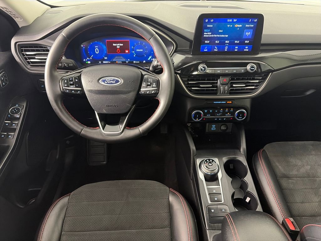 Certified 2022 Ford Escape SEL w/ SEL Stealth AWD Package image 14