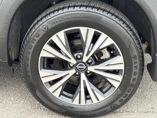 Used 2023 Nissan Rogue SV AWD/4WD image 10