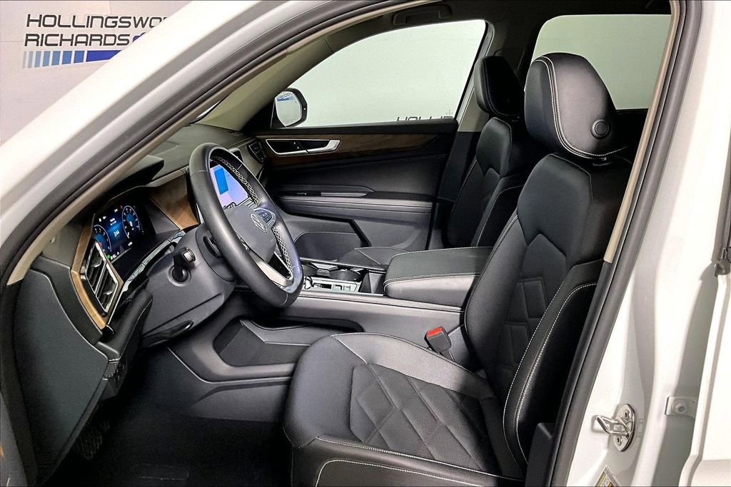 Used 2025 Volkswagen Atlas SE FWD image 20