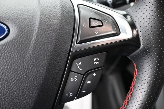 Certified 2024 Ford Edge ST-Line AWD/4WD image 17