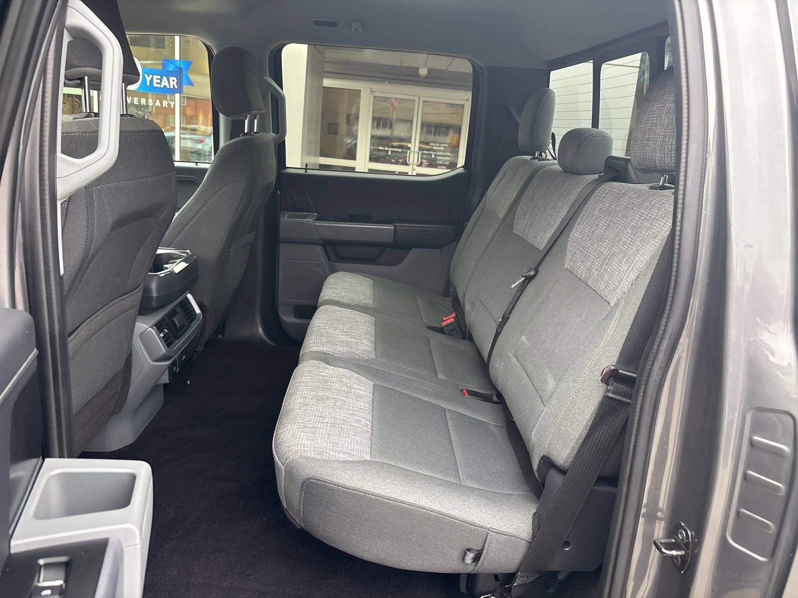 Certified 2022 Ford F150 XLT w/ Equipment Group 302A High image 38