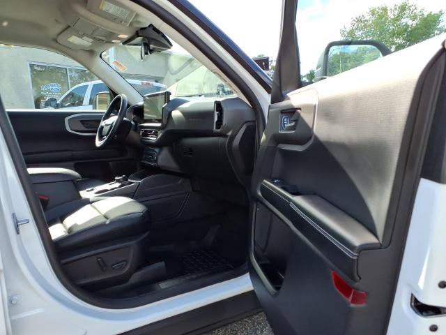 Certified 2025 Ford Bronco Sport Outer Banks w/ Outer Banks Tech Package+ AWD/4WD image 12