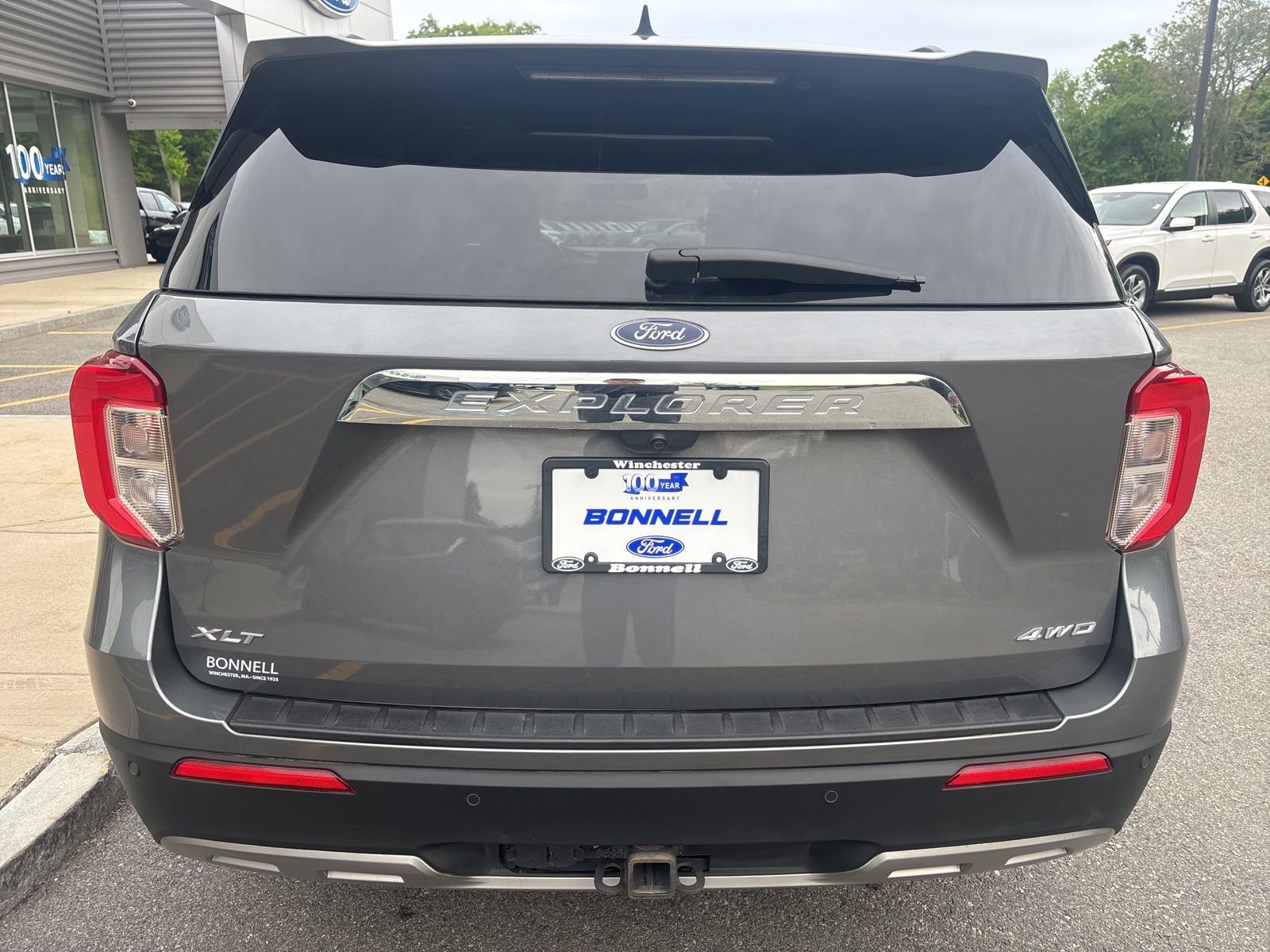 Certified 2023 Ford Explorer XLT w/ Equipment Group 202A AWD/4WD image 4